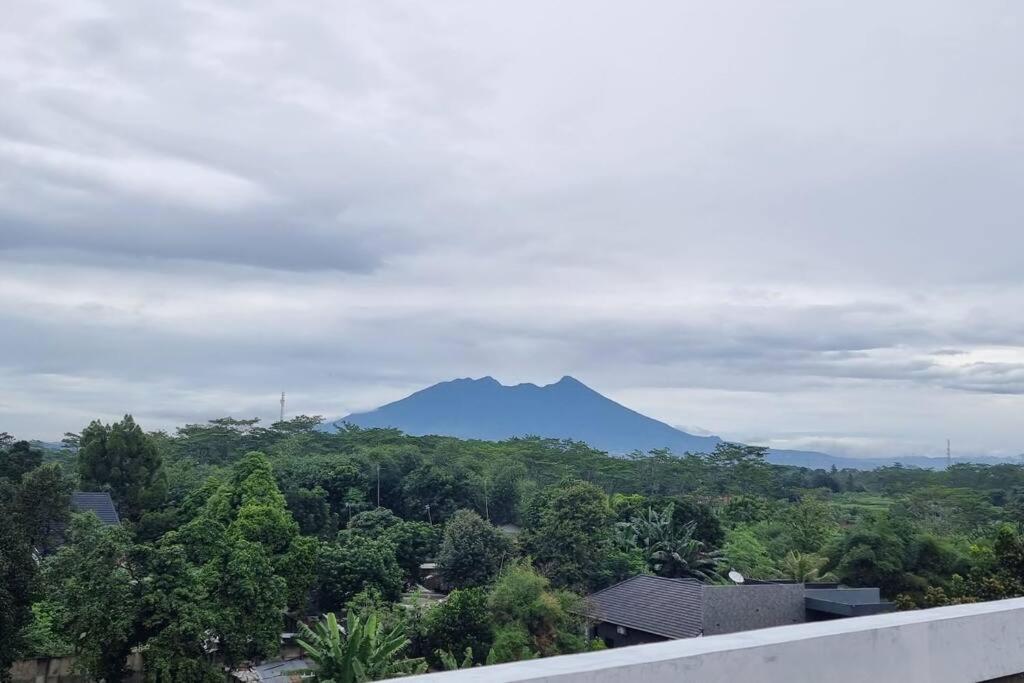 Villa 55 With Pool, Karaoke And Rooftop Bogor Exterior photo