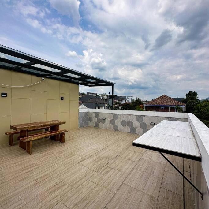 Villa 55 With Pool, Karaoke And Rooftop Bogor Exterior photo